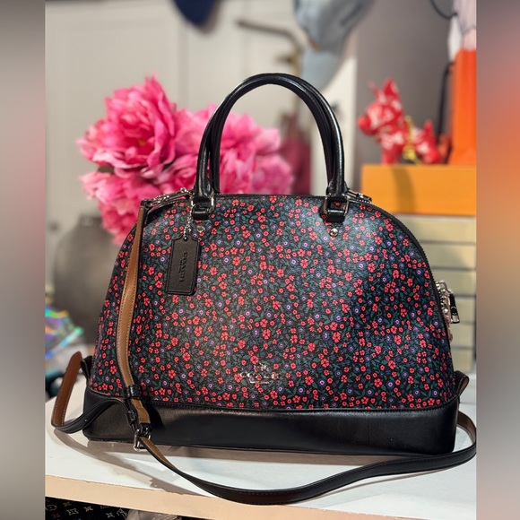 Coach Handbags - Coach Sierra Ranch floral satchel w strap black red flowers Alma style